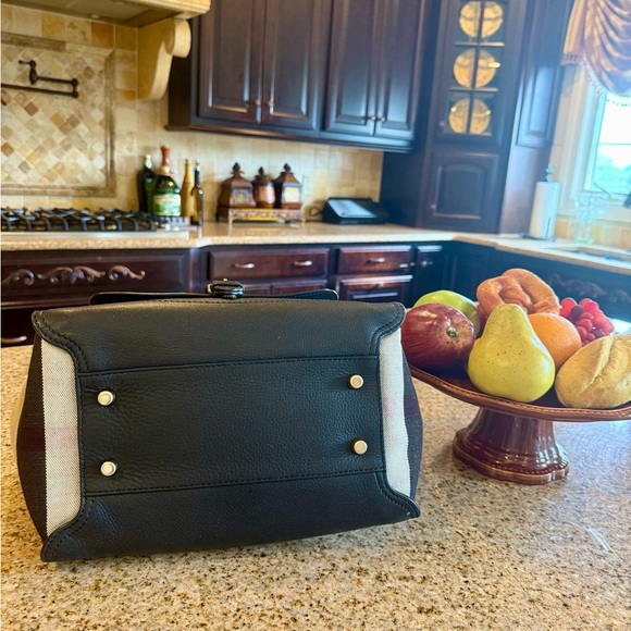 Burberry Black and Tan Leather Satchel - Picture 3 of 5